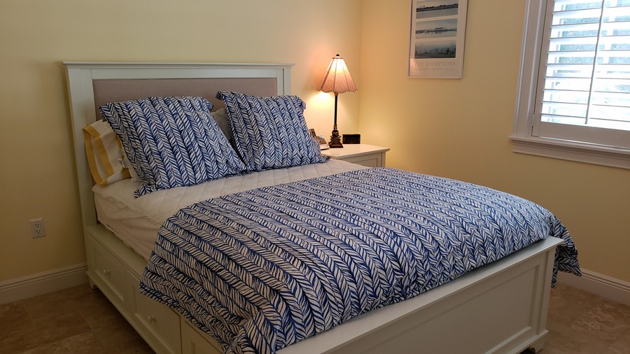 Queen Bedroom